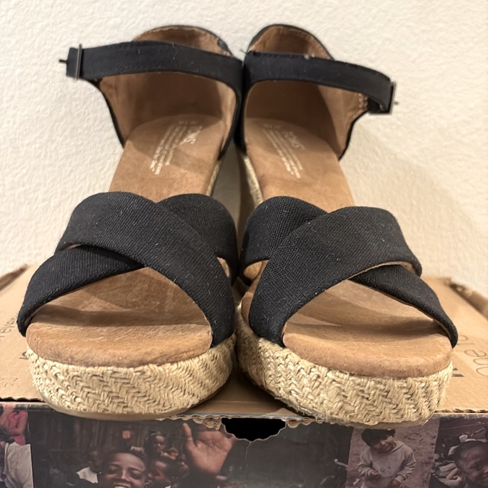 [TOMS] Black Canvas Strappy Open-Toe Espadrille Sandals Wedges Womens 10 w/ Box - Picture 9 of 16